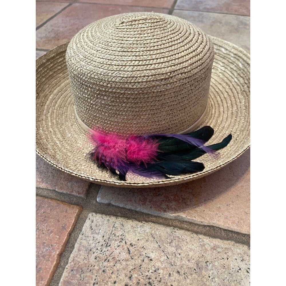 Betmar New York straw hat with feather trim - Picture 3 of 6